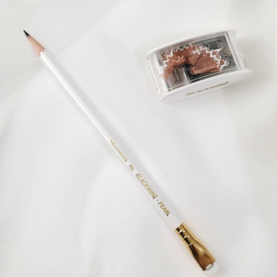 Writing Levenger Blackwing | Blackwing Long-Point Sharpener White