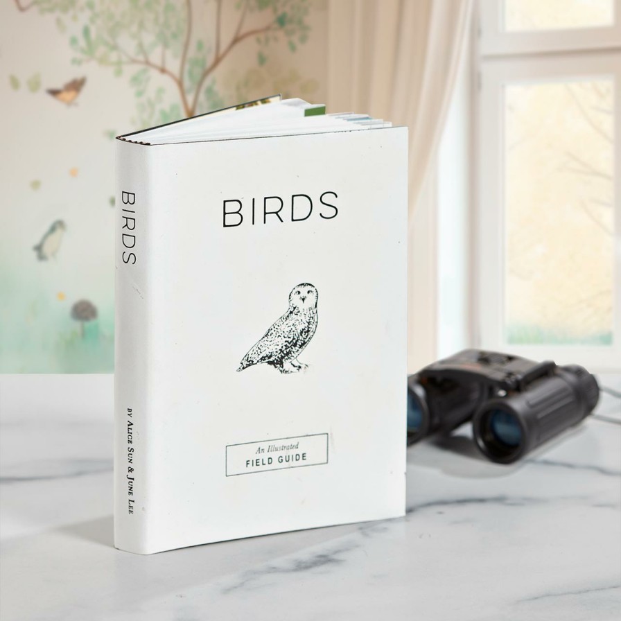 Reading Levenger | Birds: An Illustrated Field Guide