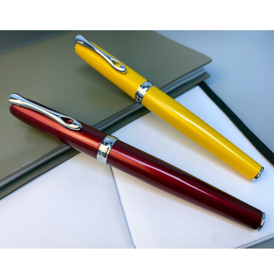 Writing Levenger + 22 More | Diplomat Excellence A2 Pen