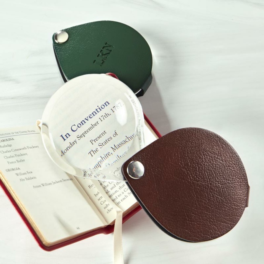 Reading Levenger Booklights & Magnifiers | Leather Pocket Magnifier