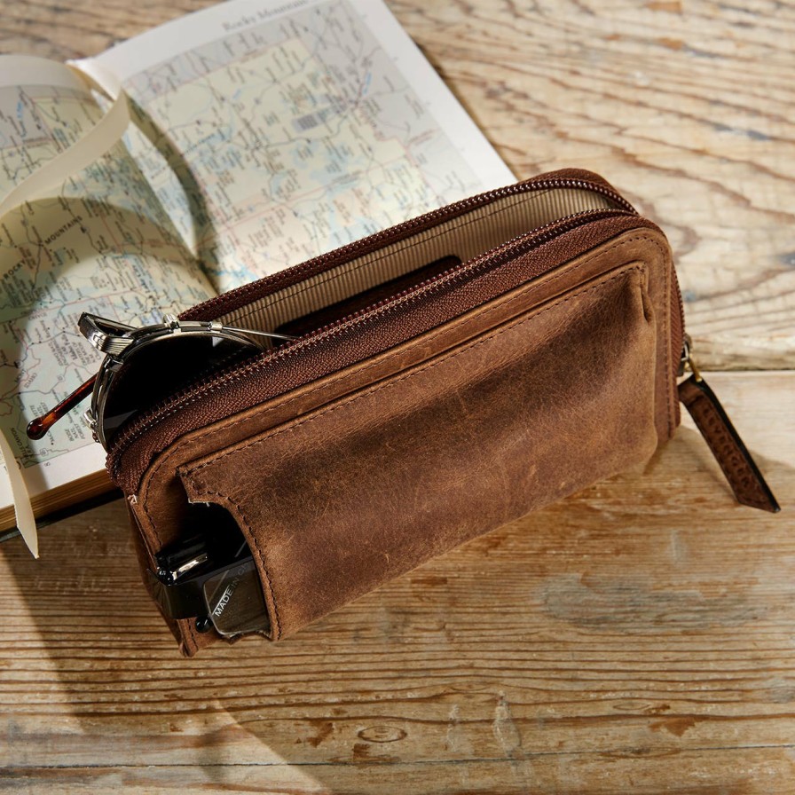 Reading Levenger Professional Eyeglass Cases | Expedition Wallaby Readers Pouch Tobacco