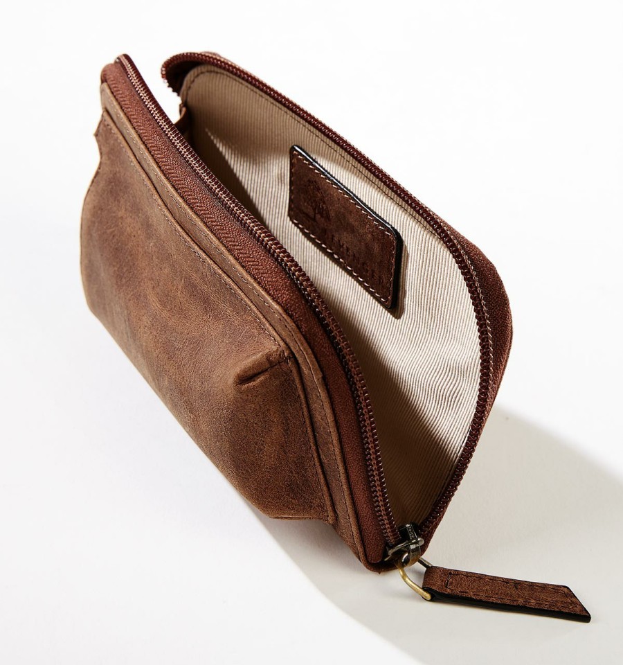 Reading Levenger Professional Eyeglass Cases | Expedition Wallaby Readers Pouch Tobacco