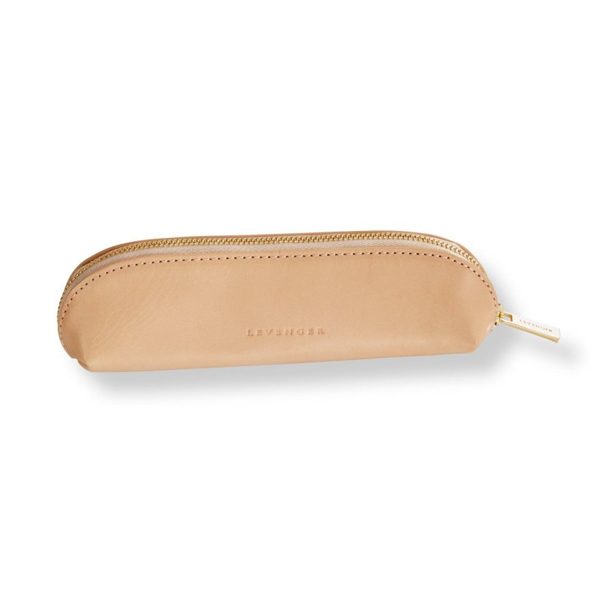 Reading Levenger Professional Eyeglass Cases | Vittoria Goldilocks Eyeglass Case