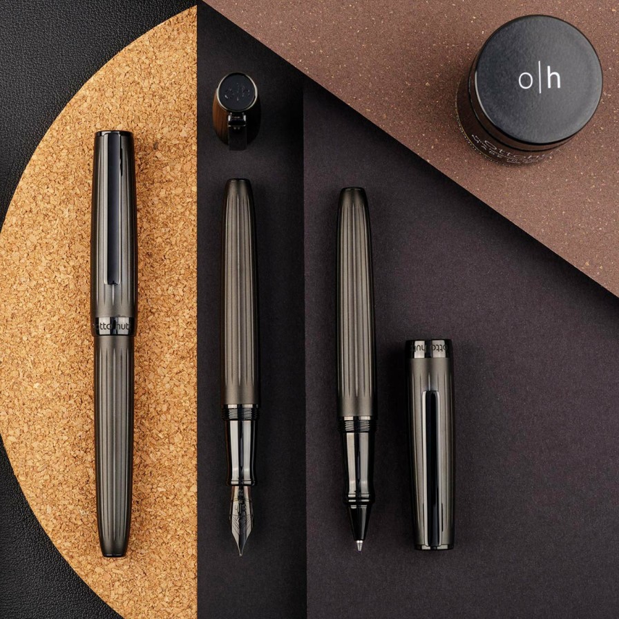 Writing Levenger Fountain Pens | Otto Hutt D07 Black Matte Fountain Pen