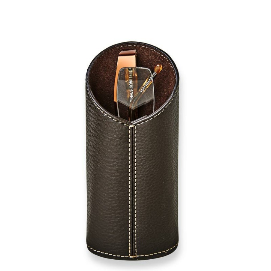 Reading Levenger Professional Eyeglass Cases | Trophy Eyeglass Stand In Bomber Jacket Leather Mocha